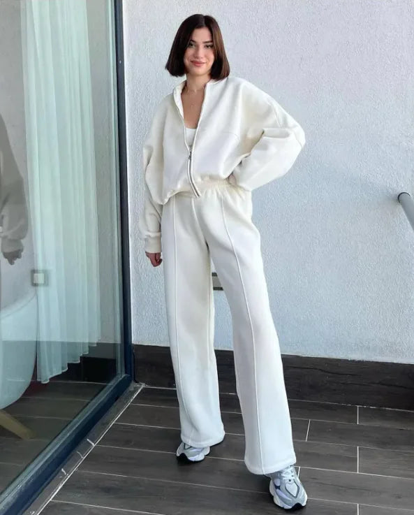 Conjunto de Suéter y Pantalones UrbanEase con Cierre Frontal