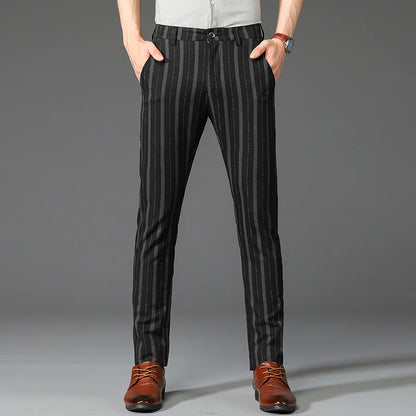 Pantalones con Rayas Verticales