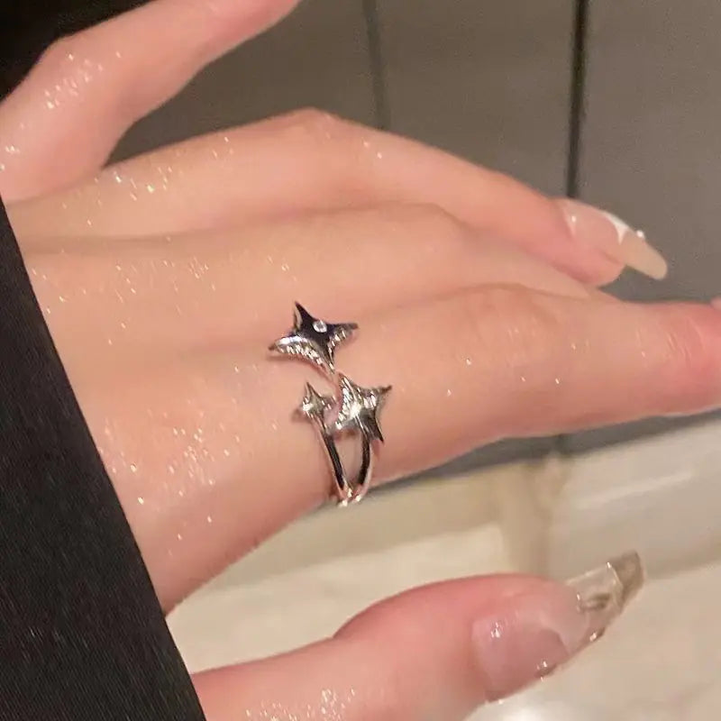Anillo Estrella de Temperamento de Moda Femenina